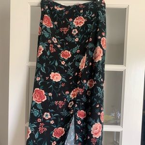 Forever 21 Floral Maxi Skirt w/slit